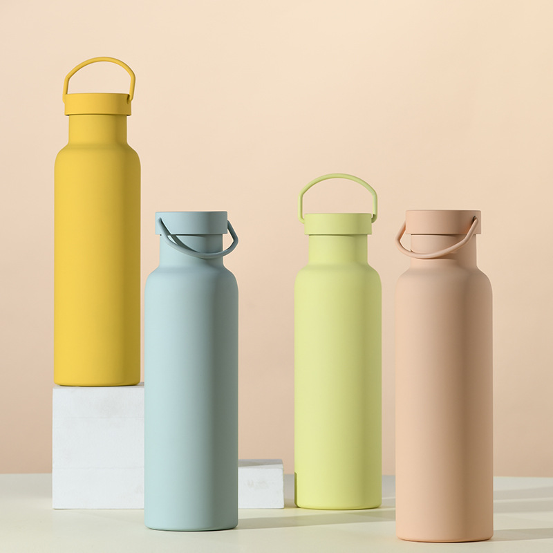 Water Bottle Blank - 600ml二重層ステンレス鋼スポーツ真空断熱ボトル、車キャンプ用ハンドル付き、携帯用水筒、ビジネス用サーモカップ