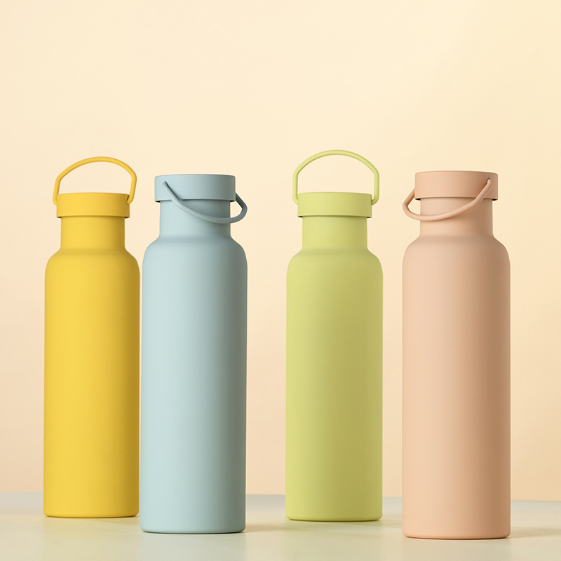 600ml二重層ステンレス鋼スポーツ真空断熱ボトル、車キャン - Water Bottle Blank のレビューと価格