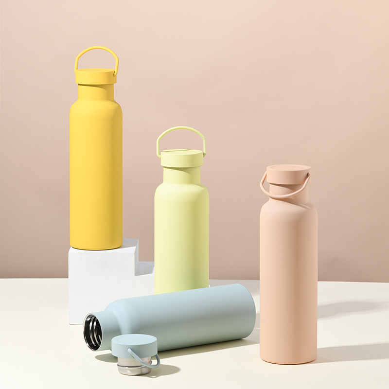 600ml二重層ステンレス鋼スポーツ真空断熱ボトル、車キャン - Water Bottle Blank のレビューと価格